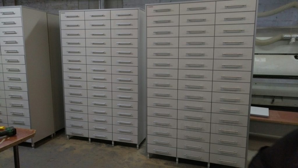 Шкаф для архивирования и хранения стекол в гистологии